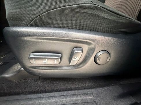 Used 2018 Toyota 4Runner SR5 image 23