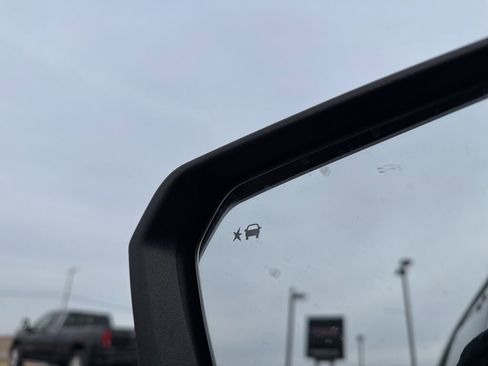 Used 2019 Chevrolet Equinox LT image 17