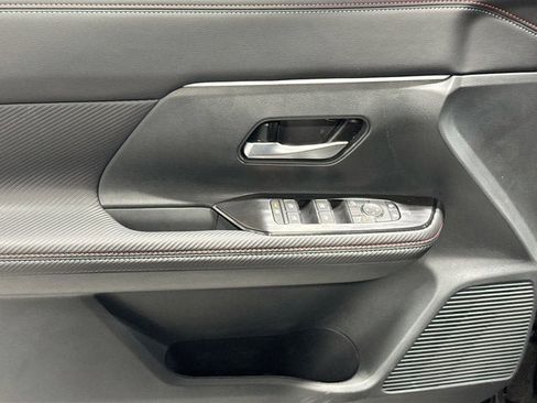 New 2026 Nissan Kicks SR w/ SR Premium Package image 14