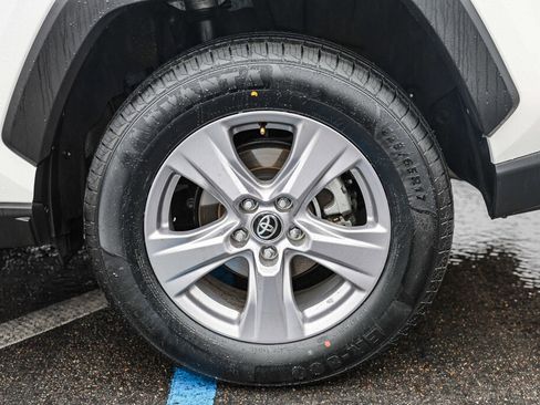 Certified 2025 Toyota RAV4 LE image 26