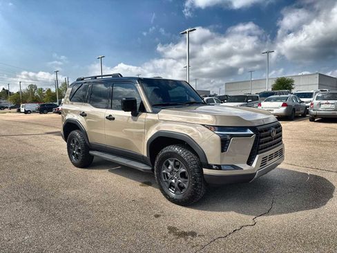 Used 2025 Lexus GX 550 image 11