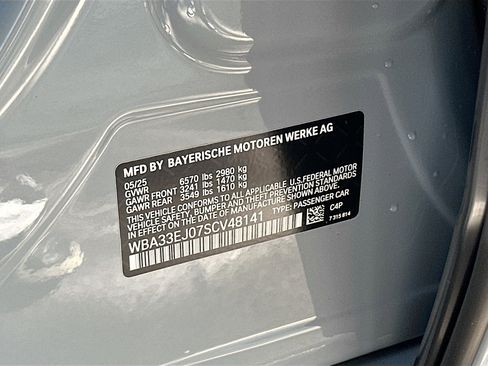 Used 2025 BMW 760i xDrive 760i xDrive w/ Executive Package image 36