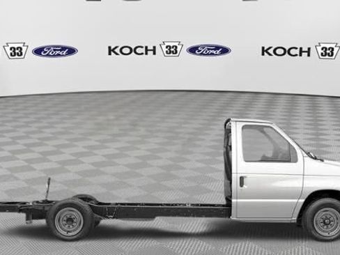 New 2026 Ford E-350 and Econoline 350 Super Duty w/ Power Equipment Group RWD image 29