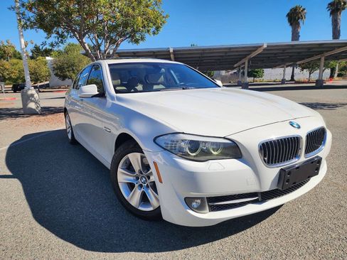 Used 2013 BMW 528i Sedan RWD image 25