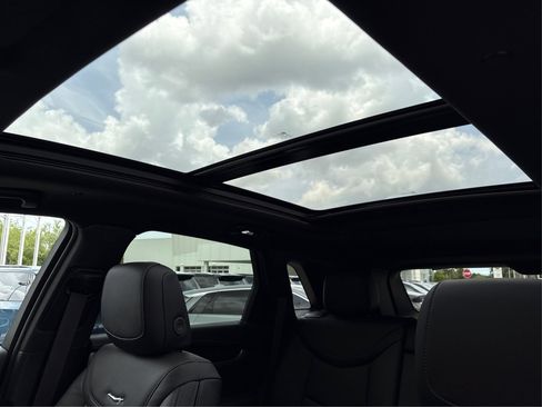 New 2026 Cadillac XT5 Premium Luxury FWD image 31