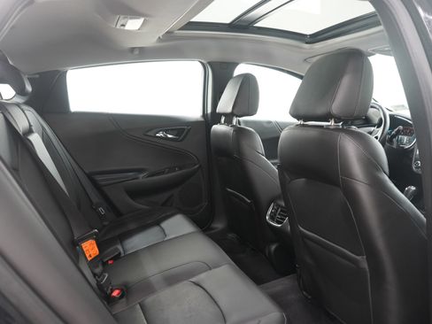 Used 2018 Chevrolet Malibu Premier w/ Premier Sun and Wheel Package image 12