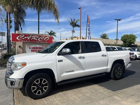 Used 2014 Toyota Tundra Limited w/ Limited Premium Package image 5