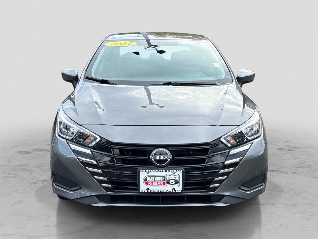 Certified 2024 Nissan Versa SV FWD image 2