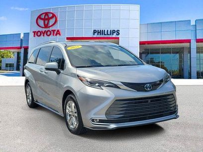Certified 2021 Toyota Sienna Platinum