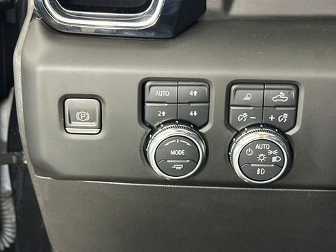 Used 2023 GMC Sierra 1500 Denali w/ Denali Reserve Package image 19