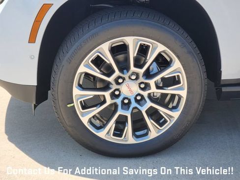New 2026 GMC Yukon XL Denali w/ Sun & Power Step Package AWD/4WD image 7