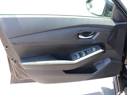 Used 2025 Honda Accord Sport image 10