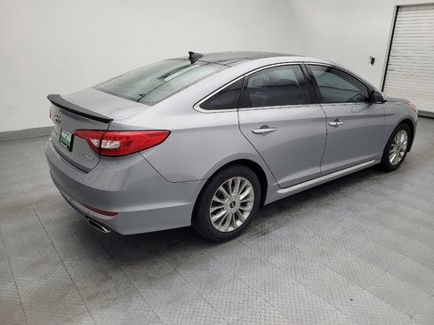 Used 2015 Hyundai Sonata Limited w/ Option Group 06 FWD image 10