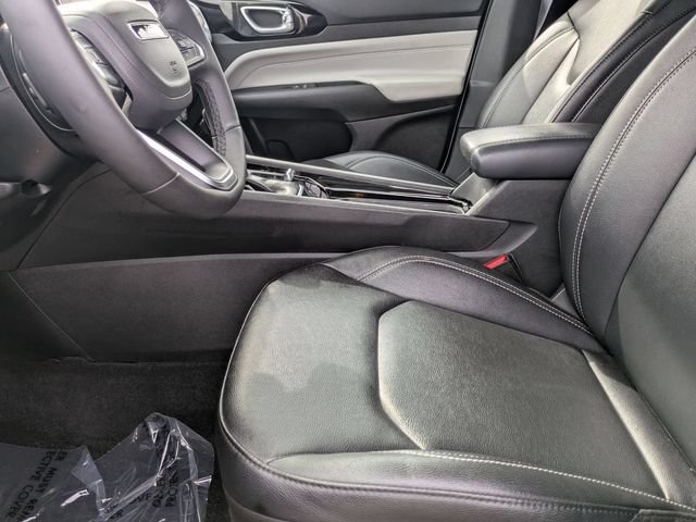 Used 2025 Jeep Compass Limited AWD/4WD image 12