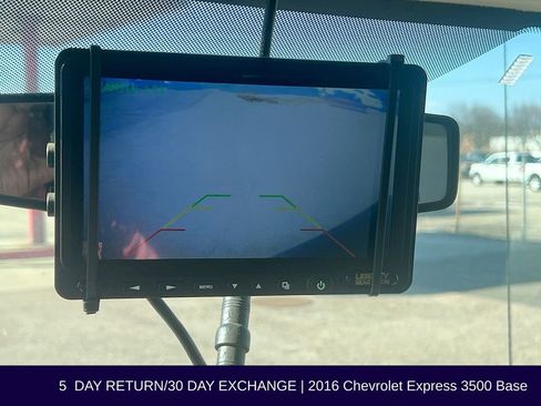 Used 2016 Chevrolet Express 3500 RWD image 19