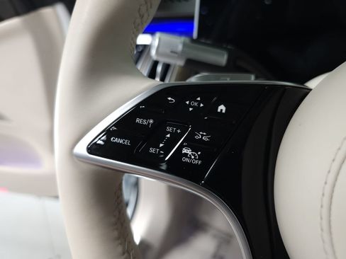 Used 2024 Mercedes-Benz Maybach S 580 4MATIC image 11