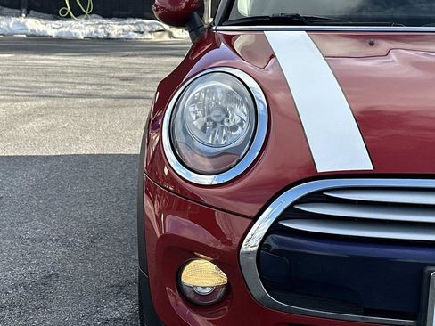Used 2014 MINI Cooper 2-Door Hardtop image 8