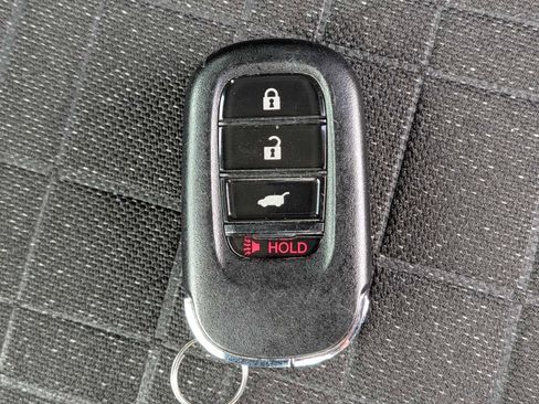 Used 2023 Honda HR-V LX image 27