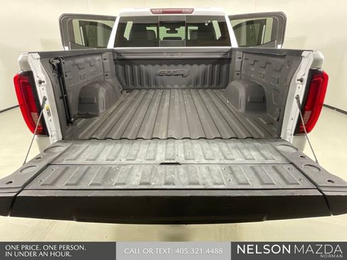 Used 2019 GMC Sierra 1500 AT4 w/ AT4 Premium Package AWD/4WD image 13