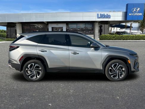 New 2026 Hyundai Tucson Limited image 8