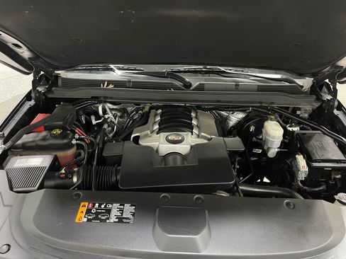 Used 2018 Cadillac Escalade Luxury image 27