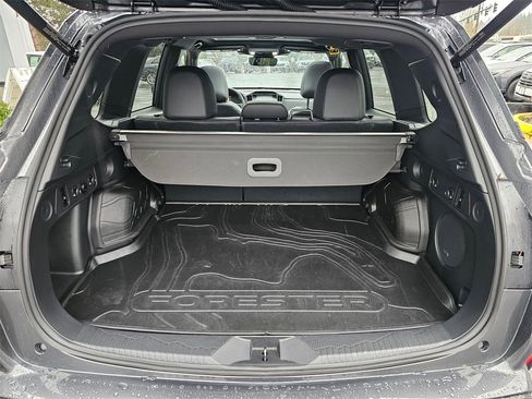 Certified 2025 Subaru Forester Limited image 14