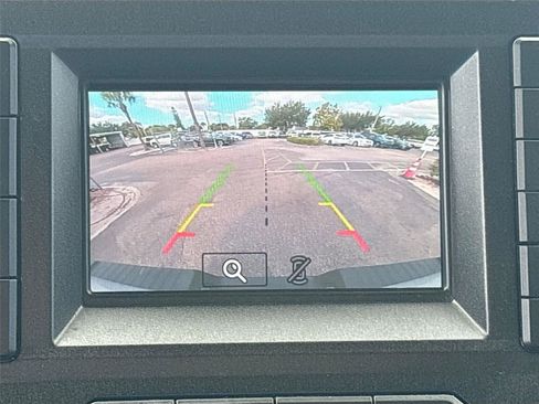 Used 2018 Ford F150 XLT w/ Trailer Tow Package image 14