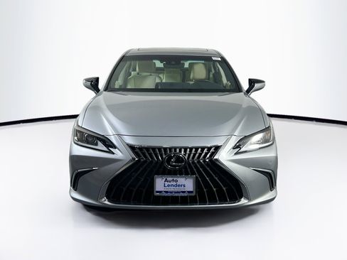 Used 2022 Lexus ES 250 w/ Premium Package image 2