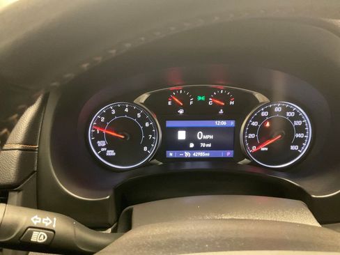 Used 2022 GMC Terrain AT4 w/ Infotainment Package II image 15