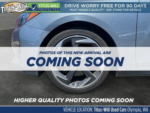 Used 2019 Hyundai Veloster Turbo FWD image 5