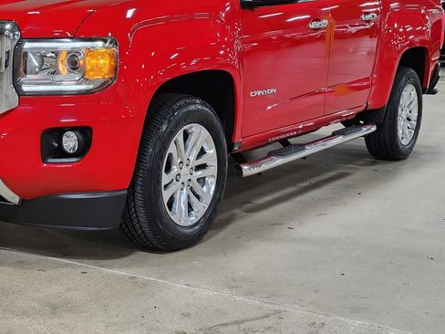 Used 2016 GMC Canyon SLT w/ Driver Alert Package image 17