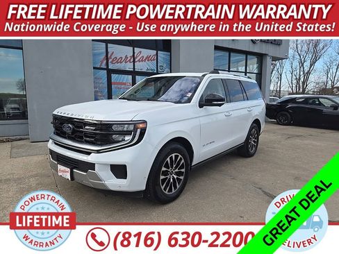 Used 2025 Ford Expedition Platinum AWD/4WD image 1