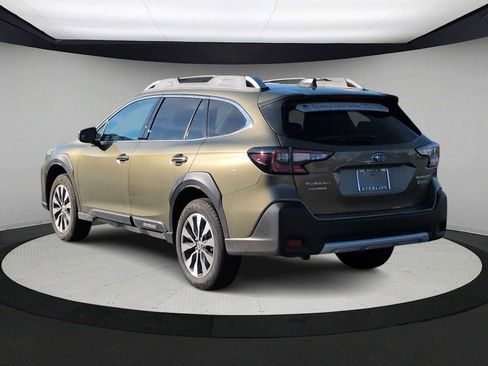 Used 2025 Subaru Outback Touring image 6