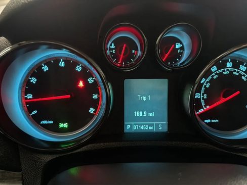 Used 2016 Buick Encore FWD image 12