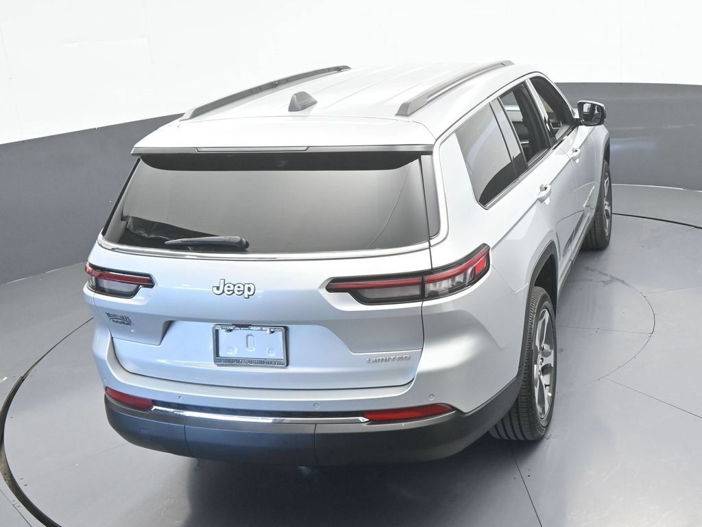 Used 2025 Jeep Grand Cherokee L Limited RWD image 52
