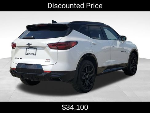 Certified 2023 Chevrolet Blazer RS w/ Driver Confidence II Package AWD/4WD image 3