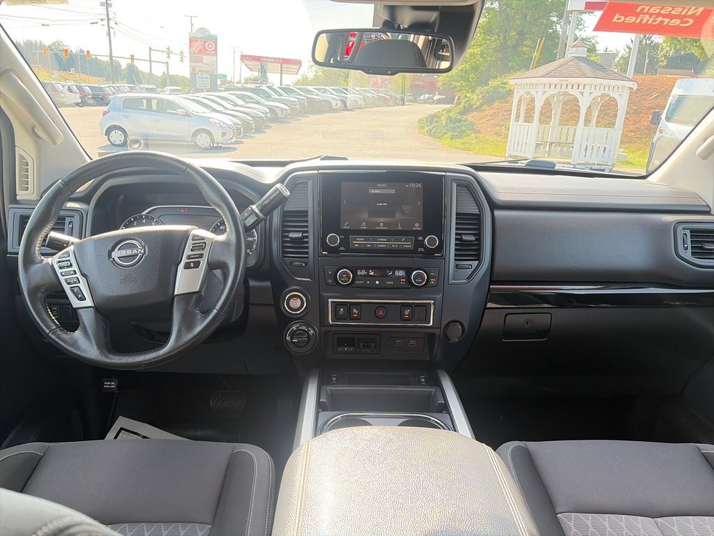 Certified 2024 Nissan Titan SV w/ SV Convenience Package AWD/4WD image 14