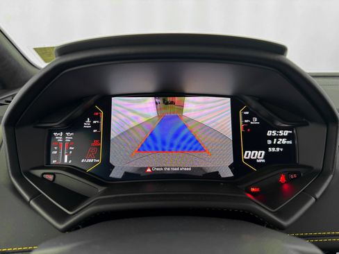 Used 2020 Lamborghini Huracan EVO RWD image 28