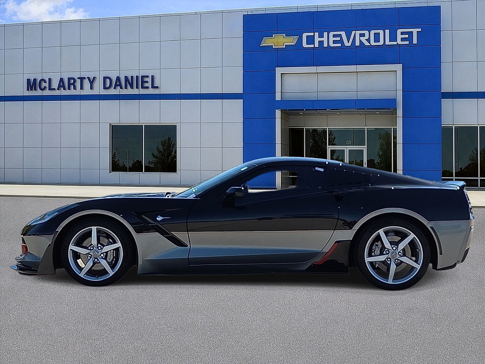 Used 2015 Chevrolet Corvette Stingray Coupe w/ 2LT Preferred Equipment Group RWD image 3