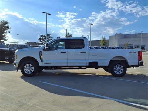 Used 2024 Ford F250 XLT image 5