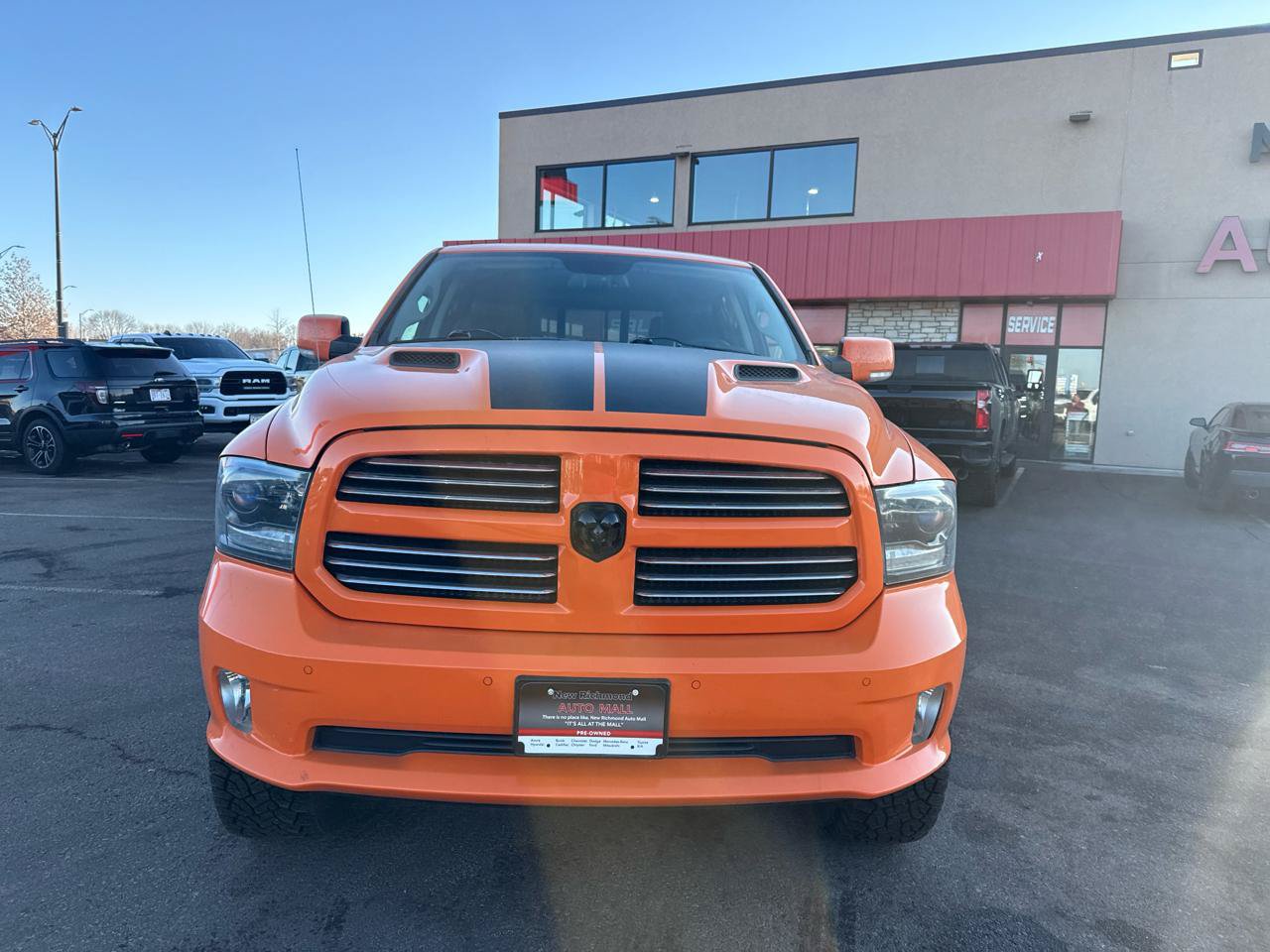 Used 2015 RAM 1500 Sport w/ Ignition Orange Sport Package AWD/4WD image 8
