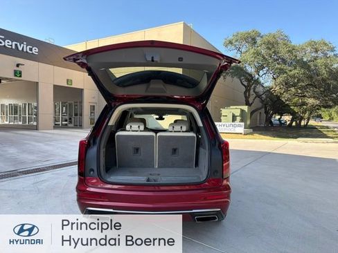 Used 2020 Cadillac XT6 Premium Luxury FWD image 4