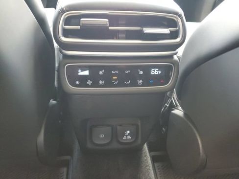 Used 2025 Genesis GV80 3.5T Prestige AWD/4WD image 25