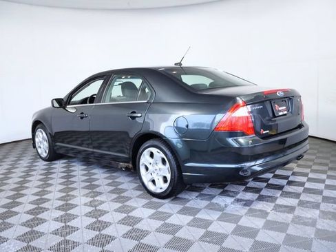 Used 2010 Ford Fusion SE FWD image 6