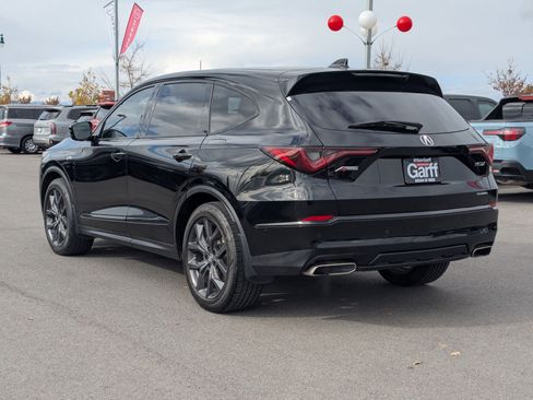 Used 2023 Acura MDX A-Spec image 8