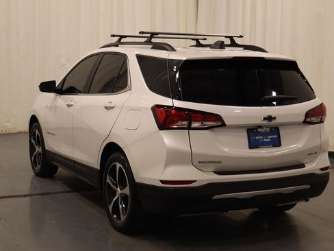 Used 2022 Chevrolet Equinox LT AWD/4WD image 8