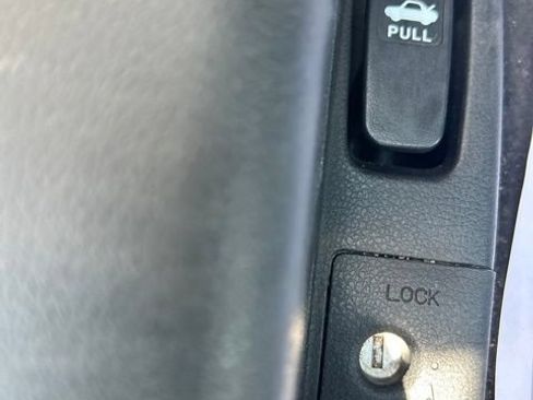 Used 2017 Honda Accord Sport image 39