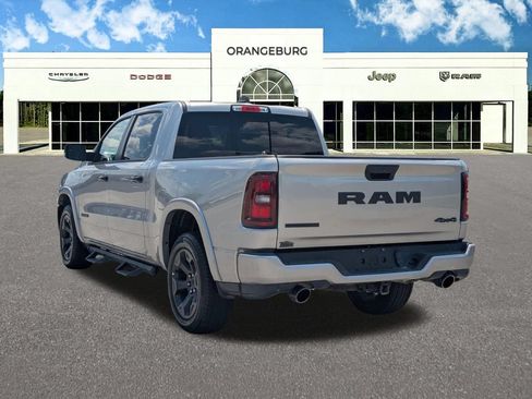 Used 2025 RAM 1500 Big Horn AWD/4WD image 5