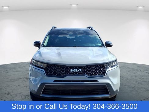 Used 2023 Kia Sorento S w/ Panoramic Sunroof Package AWD/4WD image 8