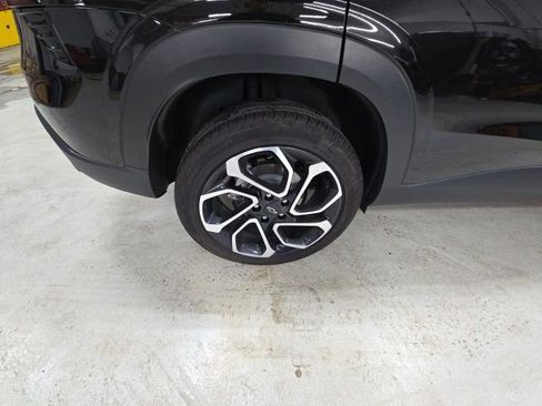 Used 2024 Chevrolet Trax RS w/ Driver Confidence Package image 13